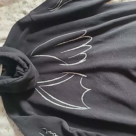 101M limited Edition Dream sweater - Picture 3 of 5